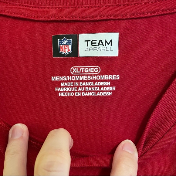 Tampa Bay Buccaneers T-Shirt-NFL -Team Apparel -Short Sleeve - Red-Mens Size XL - Picture 3 of 4